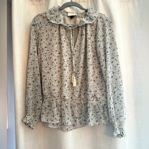 Universal Threads Sheer shirt, Never Worn. Size Small